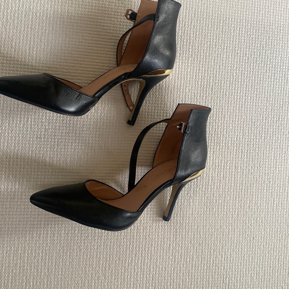 Black heels
